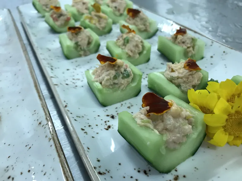 Tuna cucumber boats