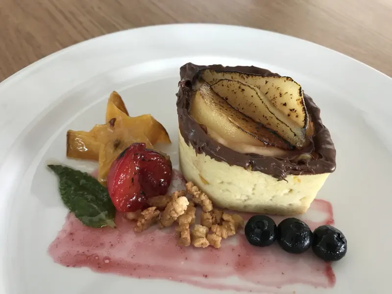 Chocolate pear dessert